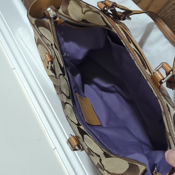 Vintage Coach Tote Bag (matching wallet and purse scarf included) - Picture 4 of 15